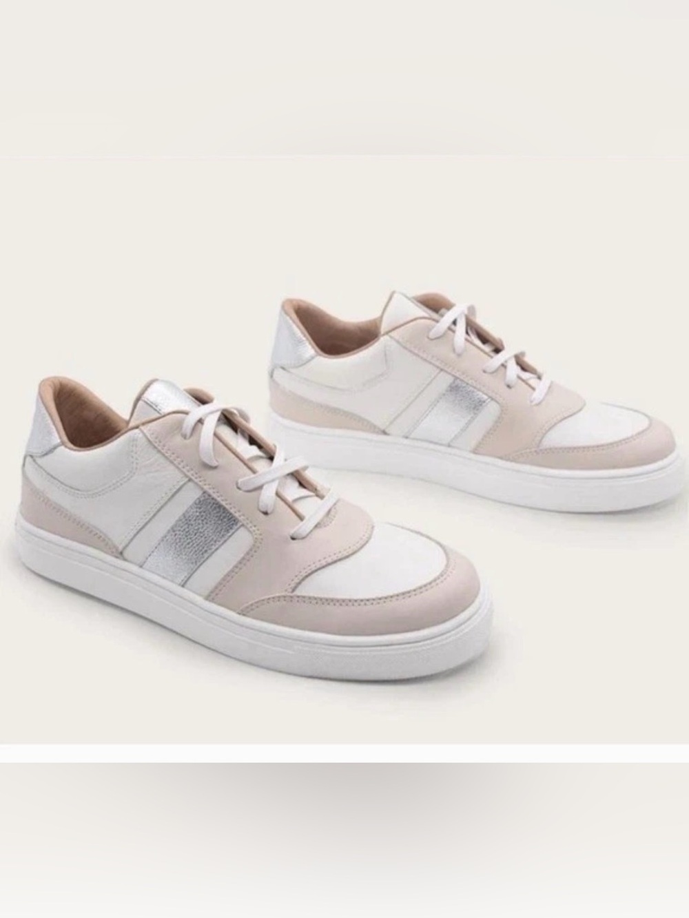 NIB Kaanas Graff Leather Sneaker Neutral Streetwear Retro